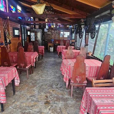 Hotel Casa Belu